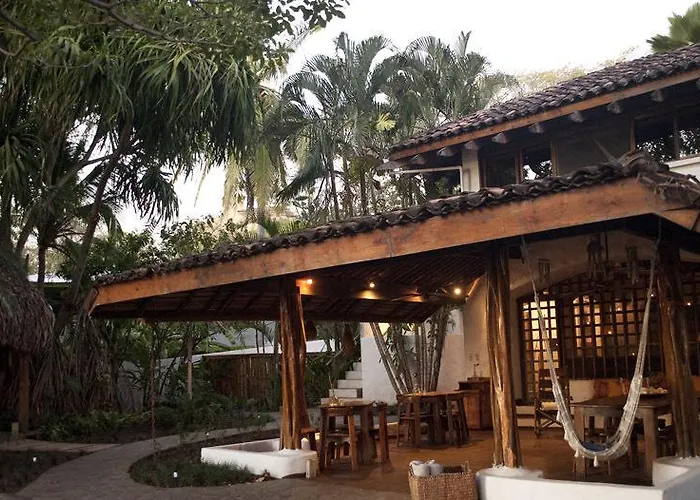 Sueno Del Mar Beachfront 3*