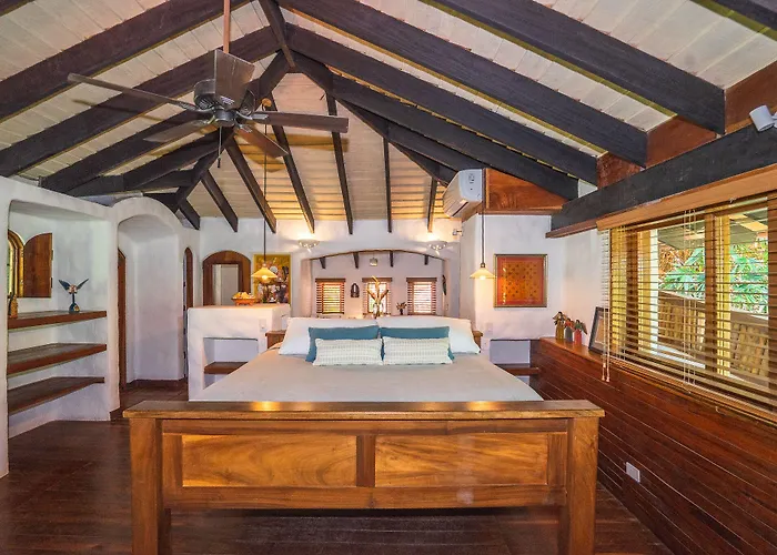 Sueno Del Mar Beachfront Hotel