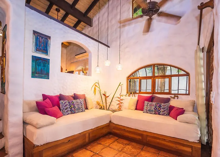 Sueno Del Mar Beachfront