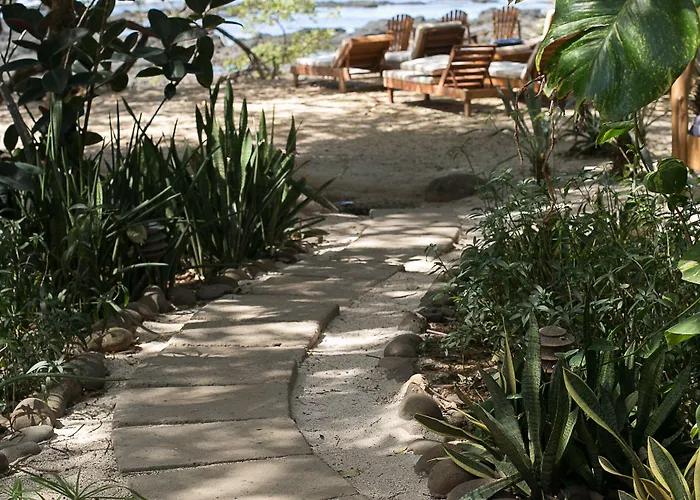 Sueno Del Mar Beachfront 3*