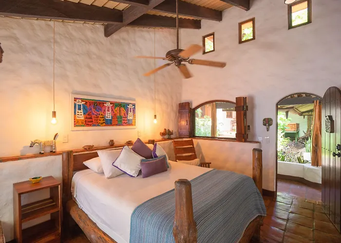 Sueno Del Mar Beachfront Tamarindo